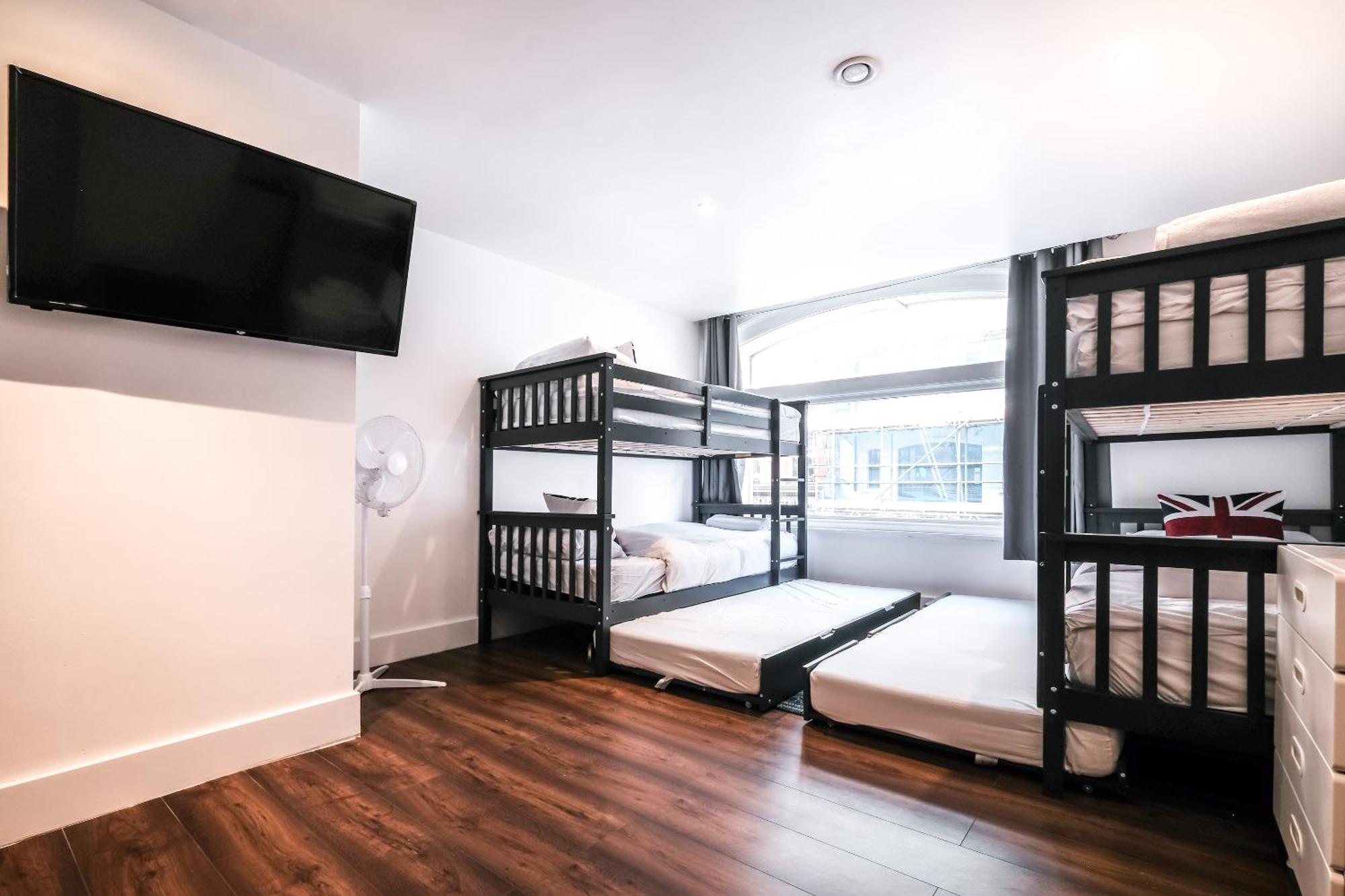 Spacious Apartment In Piccadilly Sleep 6 Vrb London Eksteriør bilde